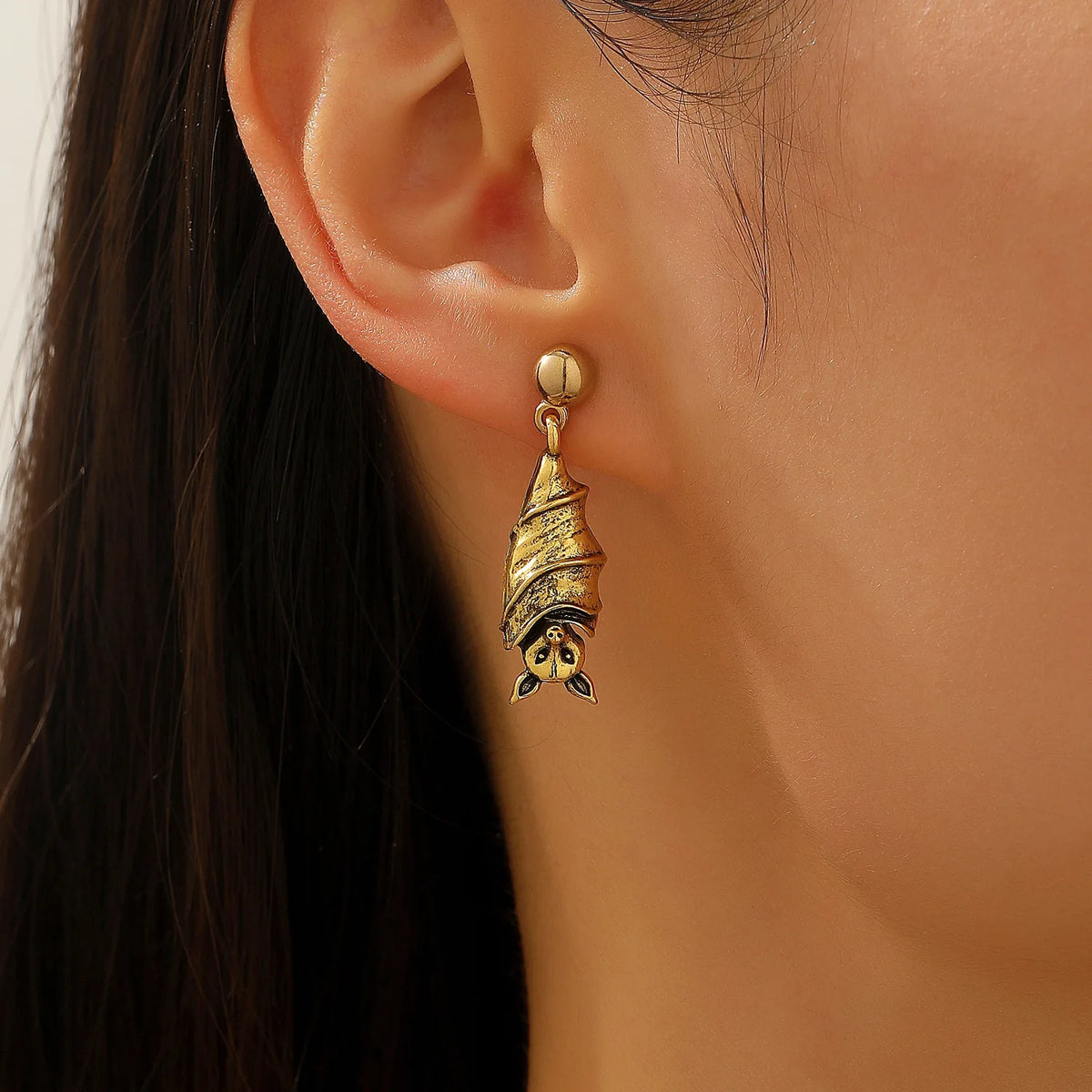 Retro Dark Bat Pendant Earrings Halloween Cosplay